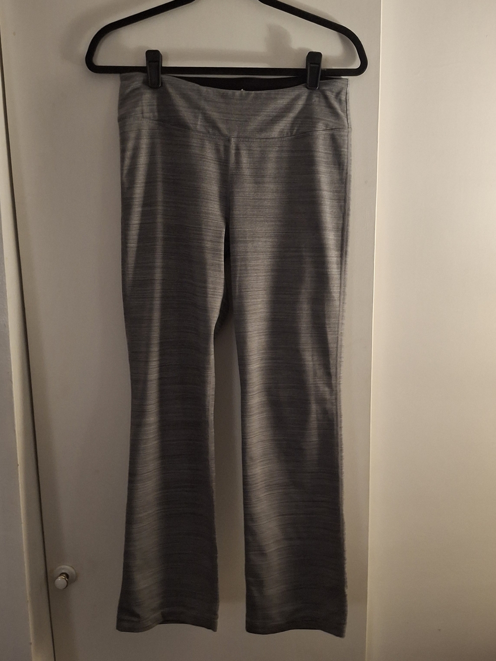 Tuff Athletics Women's Heatherd Gray Flare Yoga Pants